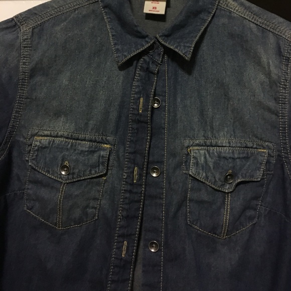 Chambray button down - Picture 2 of 4