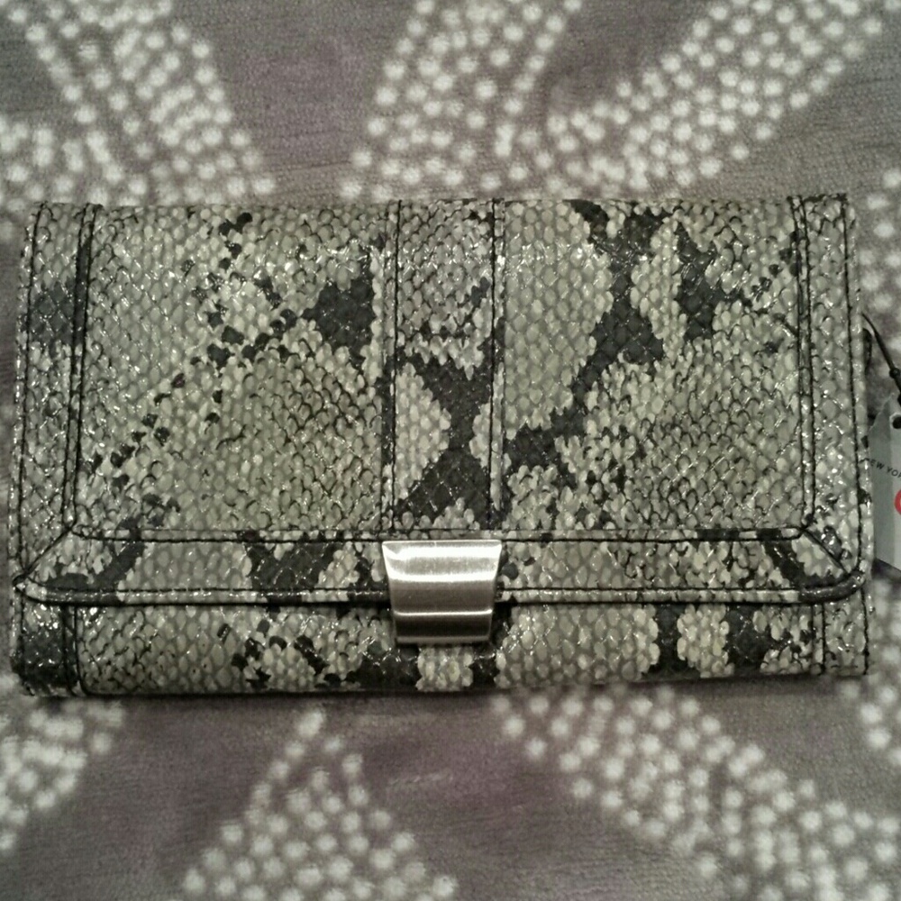 Long Trifold Wallet
