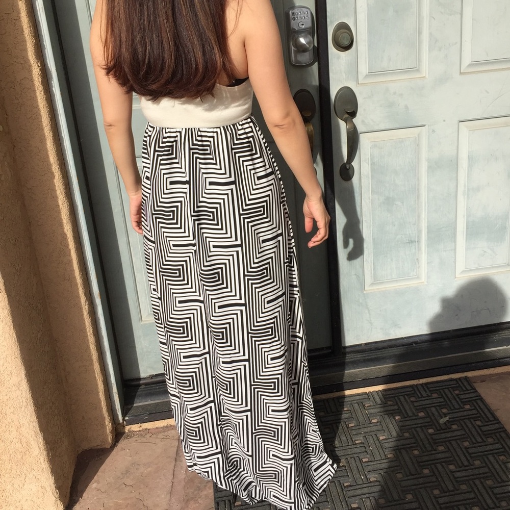 Women sleeveless long maxi casual dress - Picture 3 of 3