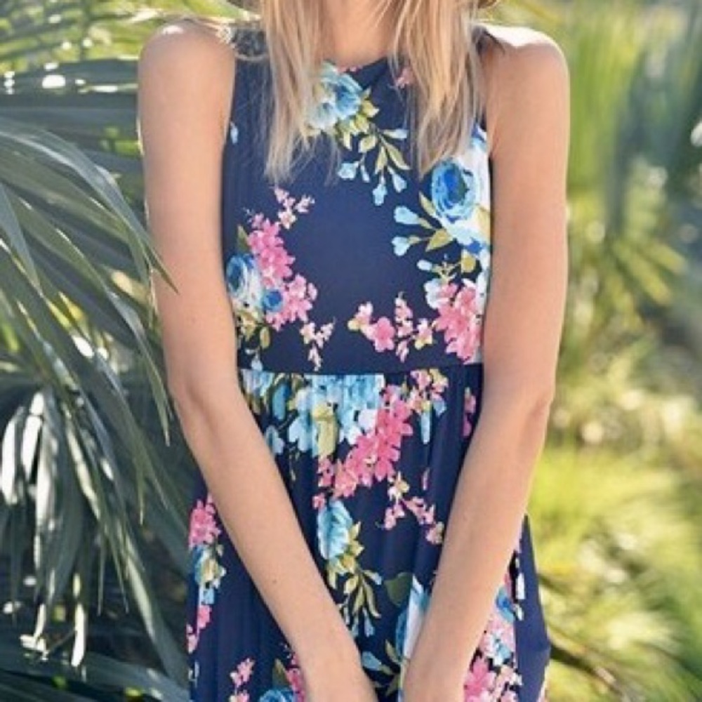 FLASH SALE BLUE FLORAL MAXI - Picture 4 of 5