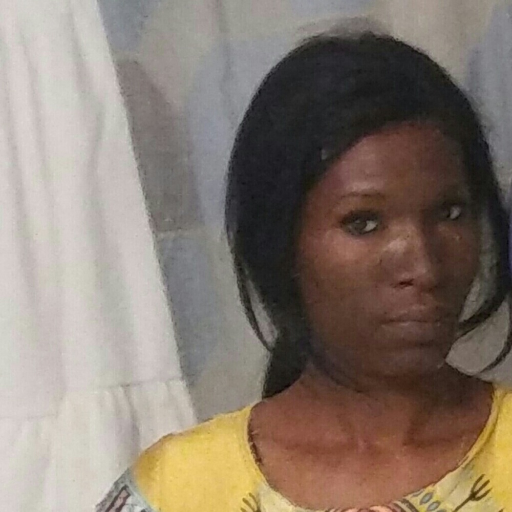 Meet your Posher, Cherona