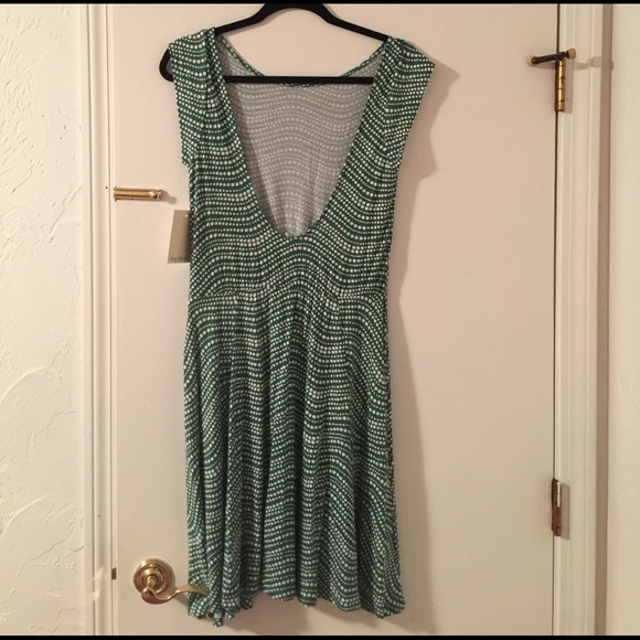 LastChance Green & White Polka Dot Open Back Dress - Picture 2 of 4
