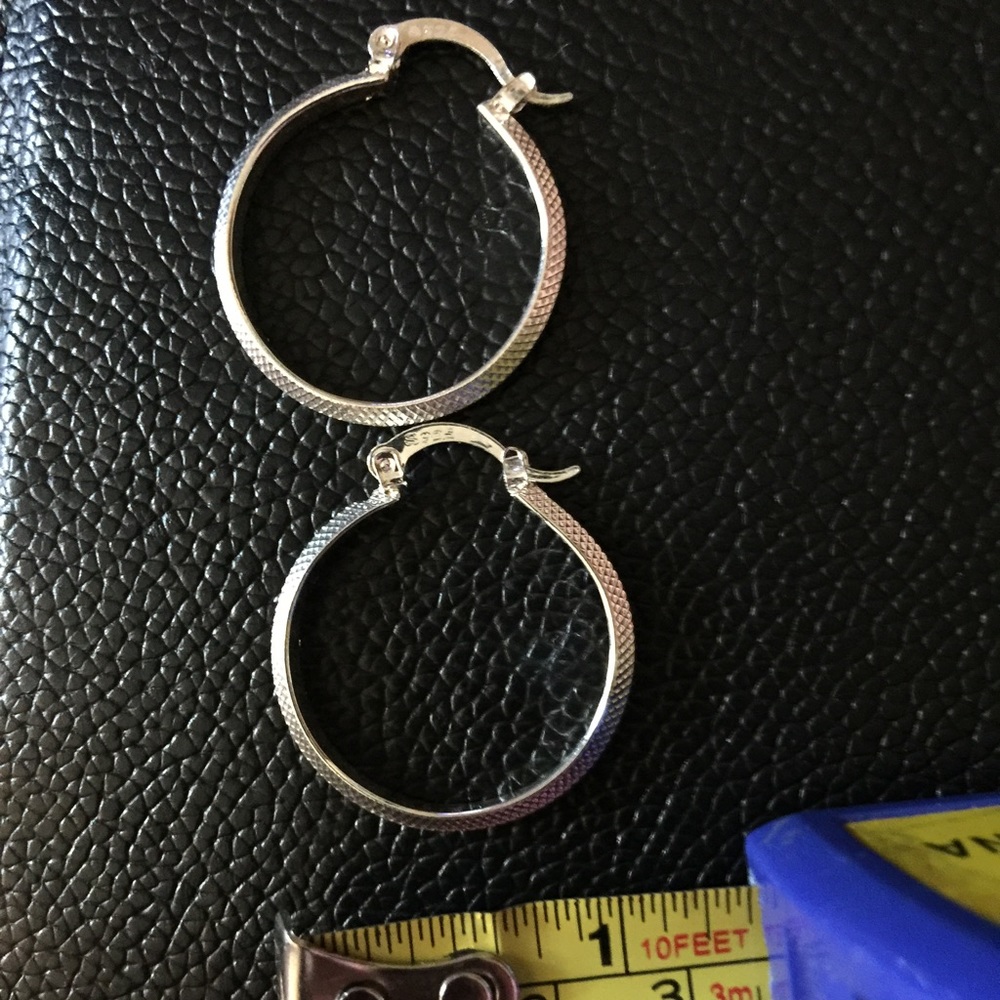 🛍STERLING SILVER🛍 hoops