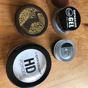 Eyeliner, eyeshadow and powder