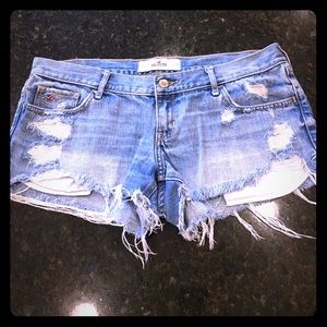 Hollister distressed shorts Size 9