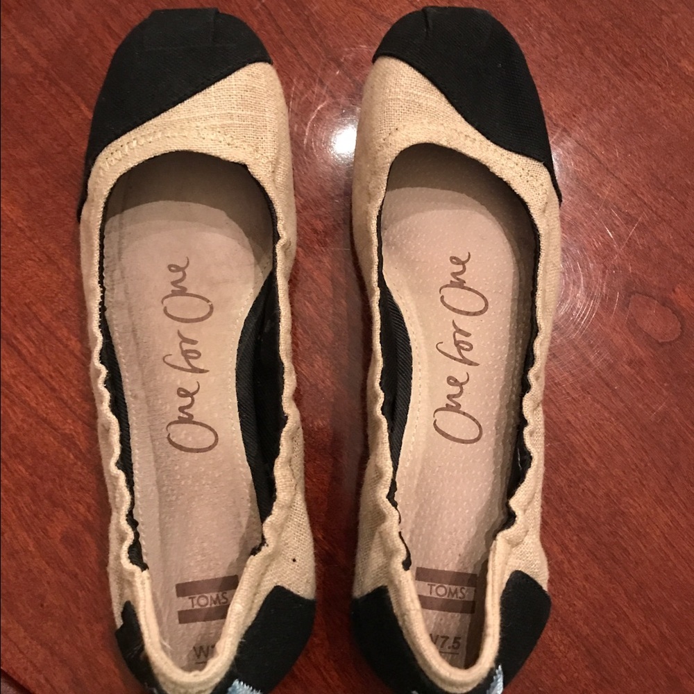 Ladies Tom's Ballet Flats - price firm
