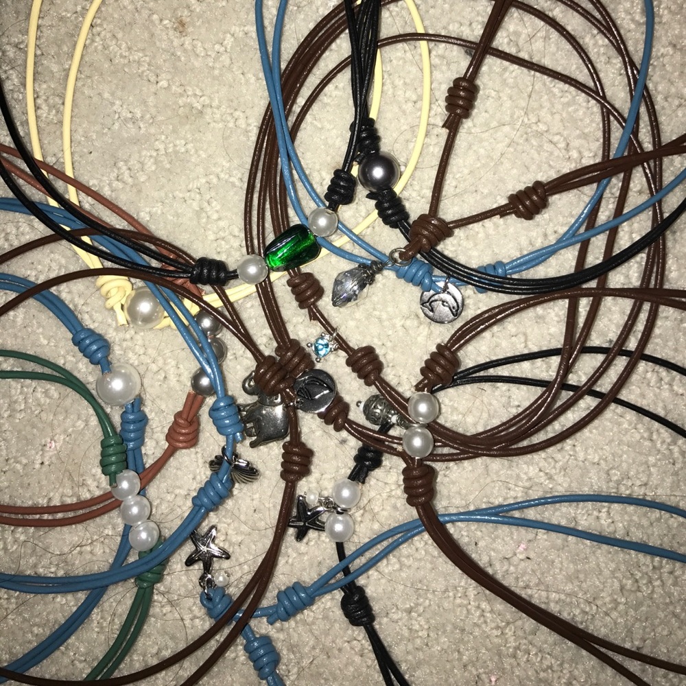 Chokers - Picture 2 of 4
