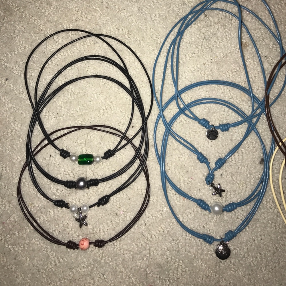 Chokers - Picture 3 of 4
