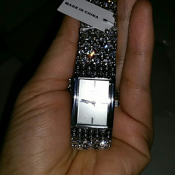 MICHAEL WATERMAN WHITE CRYSTAL SILVER TONE