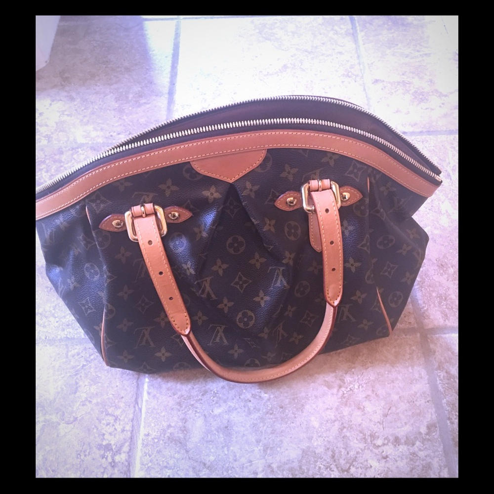 Authentic LV Tivoli Gm