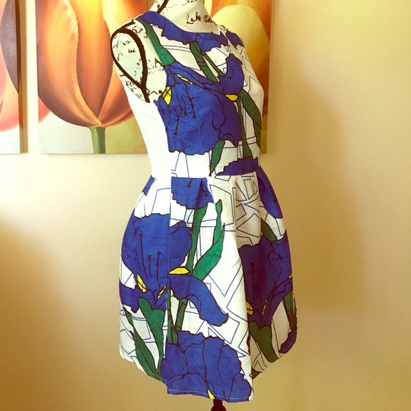 Geometric Fit & Flare Dress - Picture 3 of 7