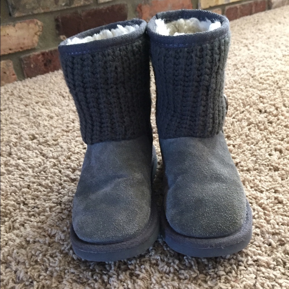 Little girls Ukala boots (like Uggs).
