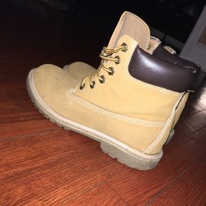 Fashion boots