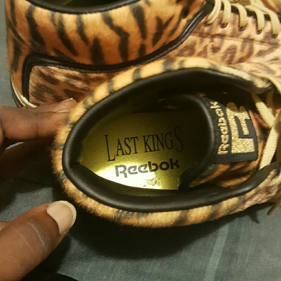 Reebok - Picture 3 of 3