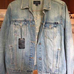 New lucky jean jacket with embroidery detail