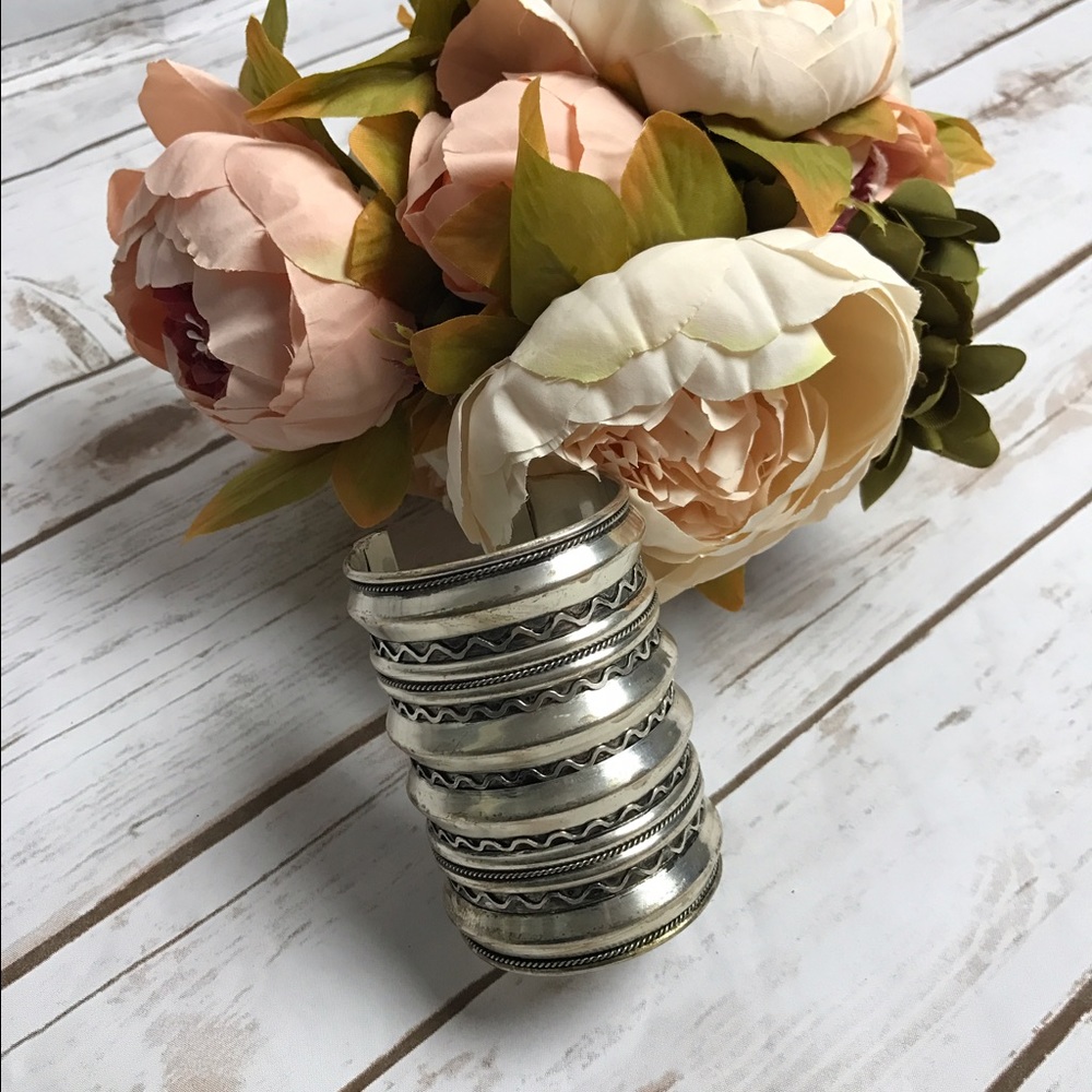 ⭐️BOGO 50% off-Silver cuff bracelet