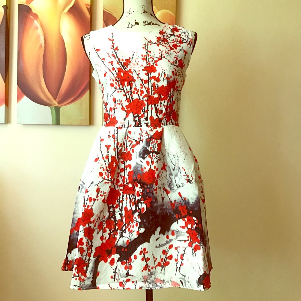 🔹LAST ONE🔹 Cherry Blossom Fit & Flare Dress - Picture 2 of 8