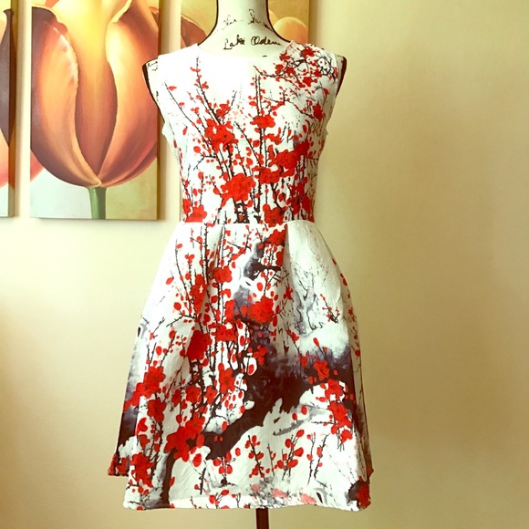 🔹LAST ONE🔹 Cherry Blossom Fit & Flare Dress - Picture 2 of 8