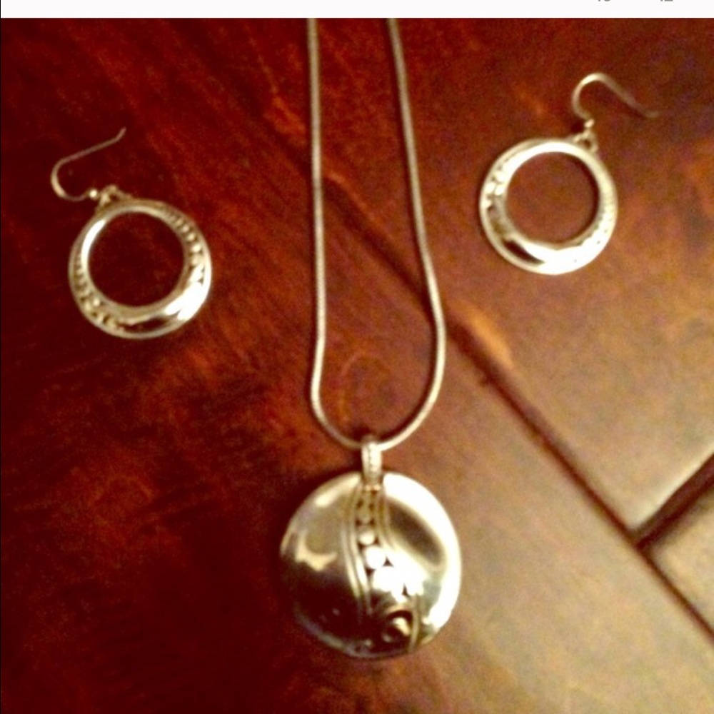 Brighton Necklace $35