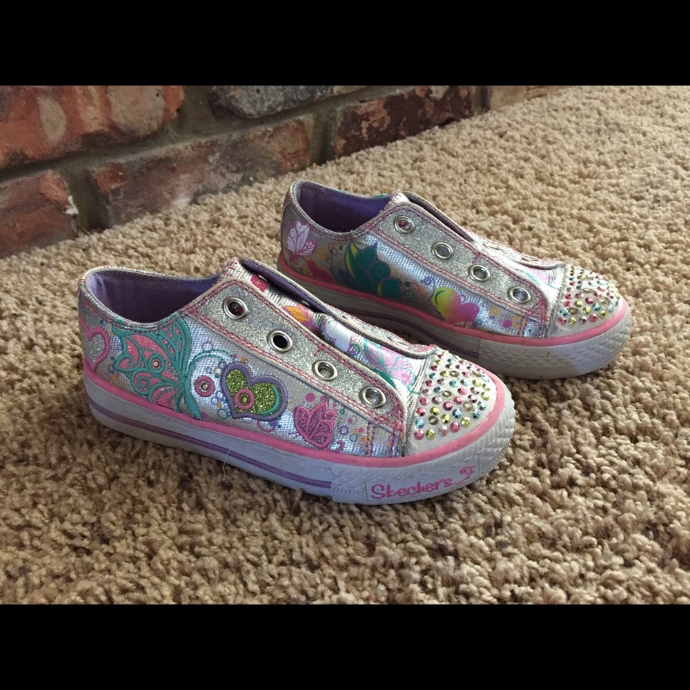 Girls Skecher twinkle toes. ✨They light up!