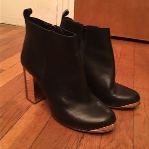 Top shop metal/wood healed booties !!! ❤❤❤