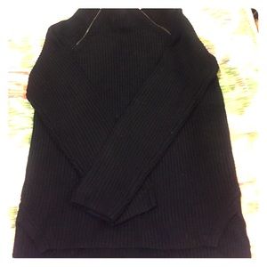 Banana Republic cable knit sweater