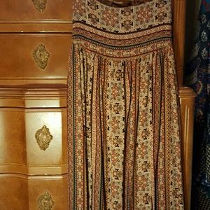 Printed maxi skirt with slits