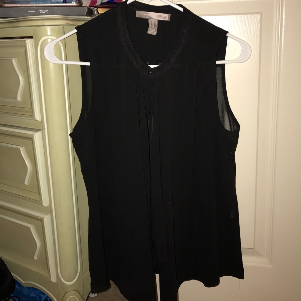 Forever 21 tank
