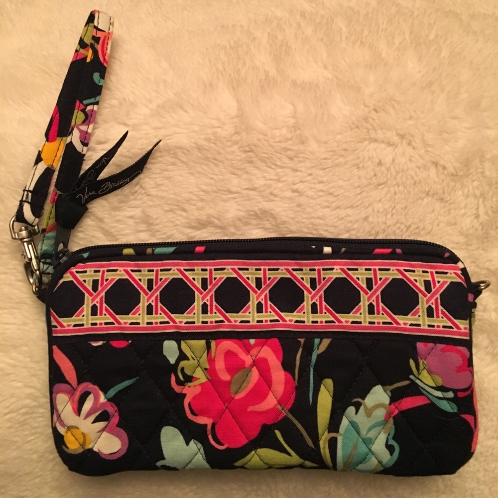 REDUCED!!! Vera Bradley Wristlet *Never Used*