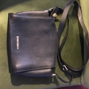 Vince Camuto cross body purse