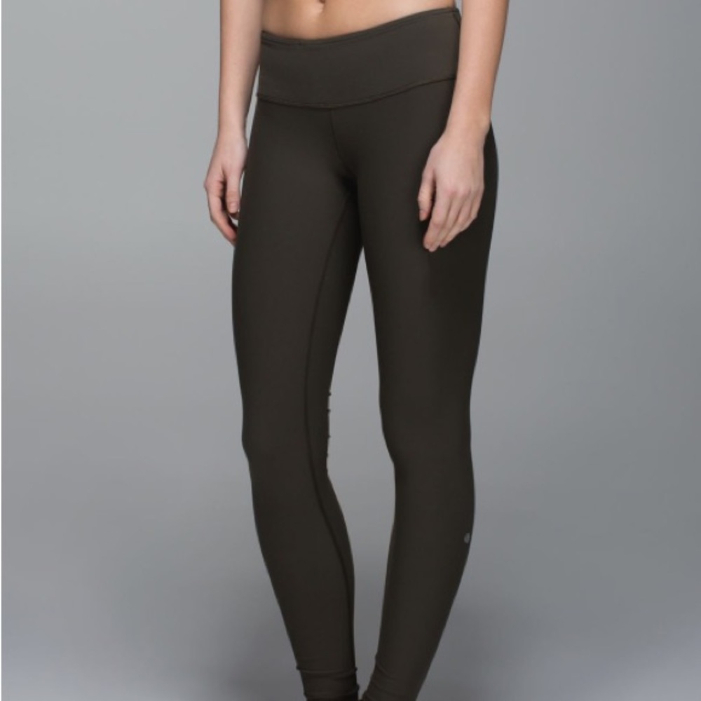❗️PRICE LOWERED❗️Lululemon Reversible Wunder Under