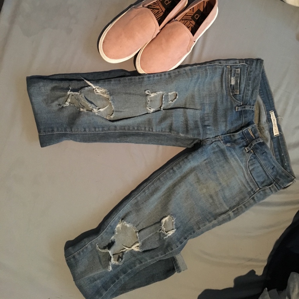 Distressed bullhead jeans size 0