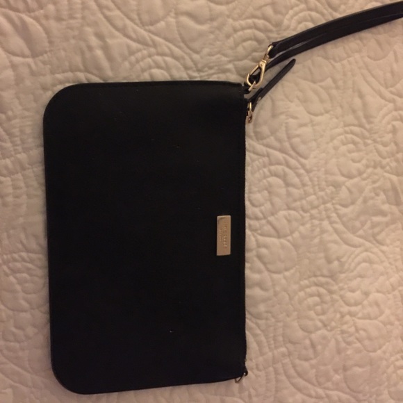 Kate Spade black leather wristlet - Picture 1 of 1