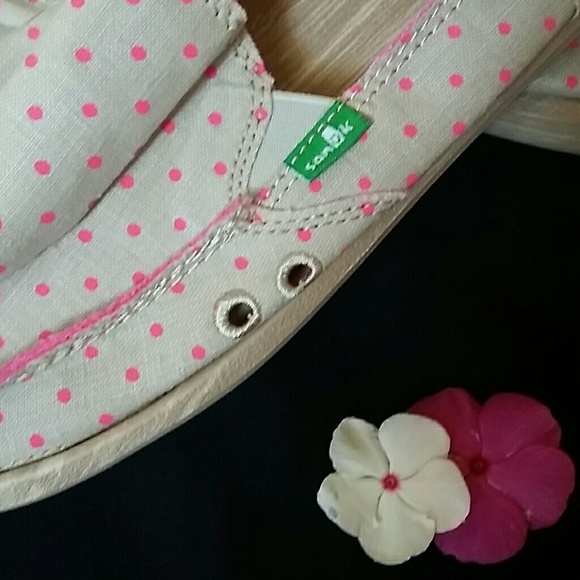 Sanuk Polka Dot Surfer Shoes - Picture 2 of 4