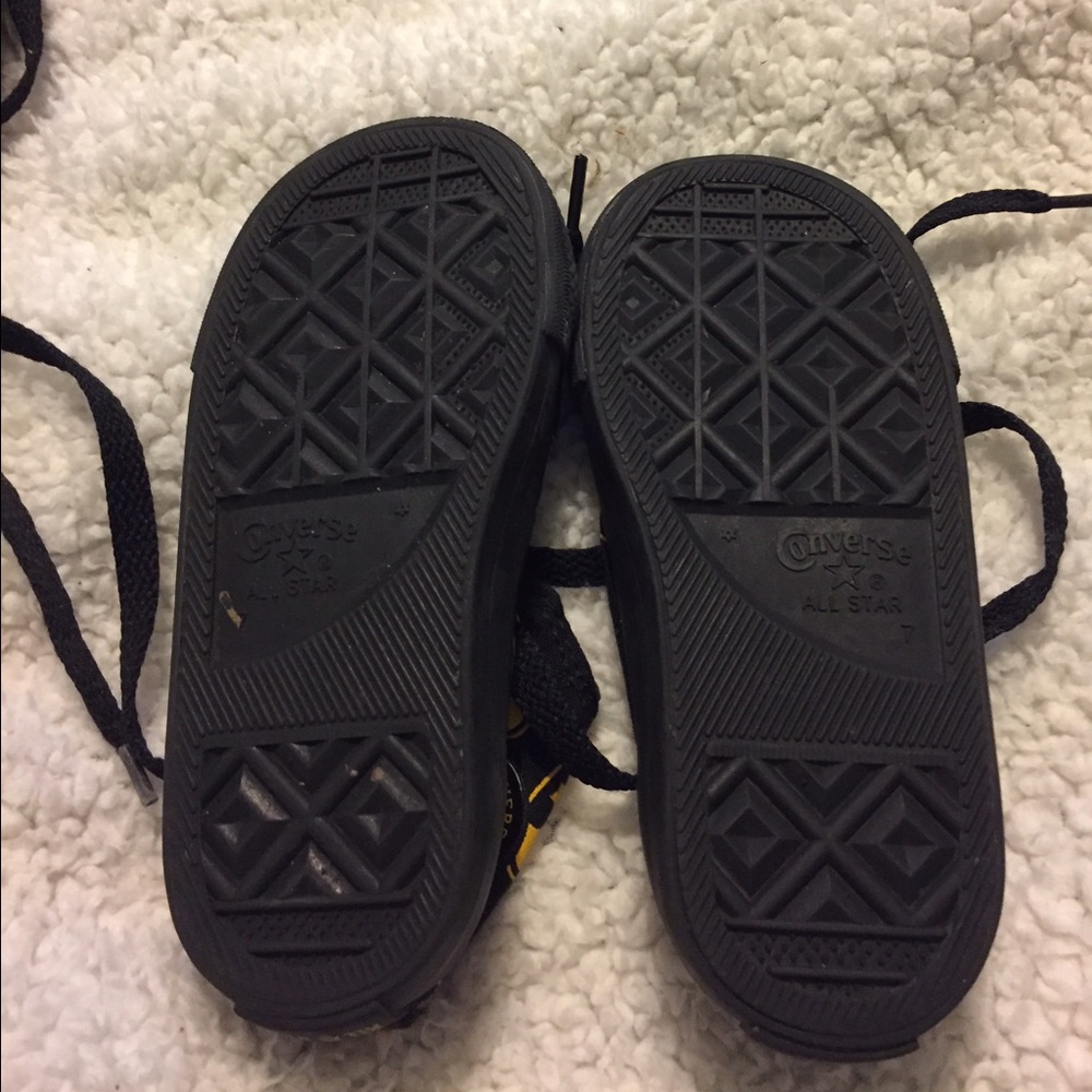 tennis shoes