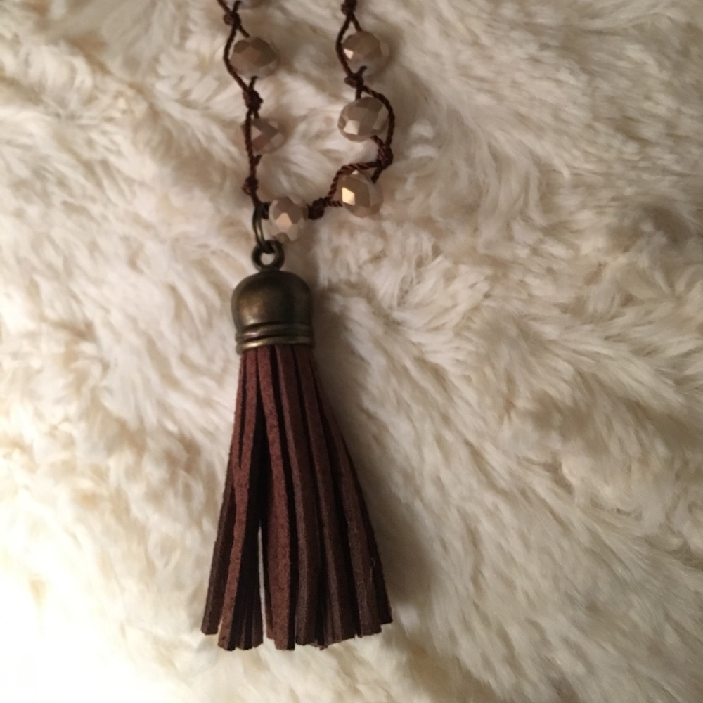 Boutique tassel necklace! - Picture 2 of 2