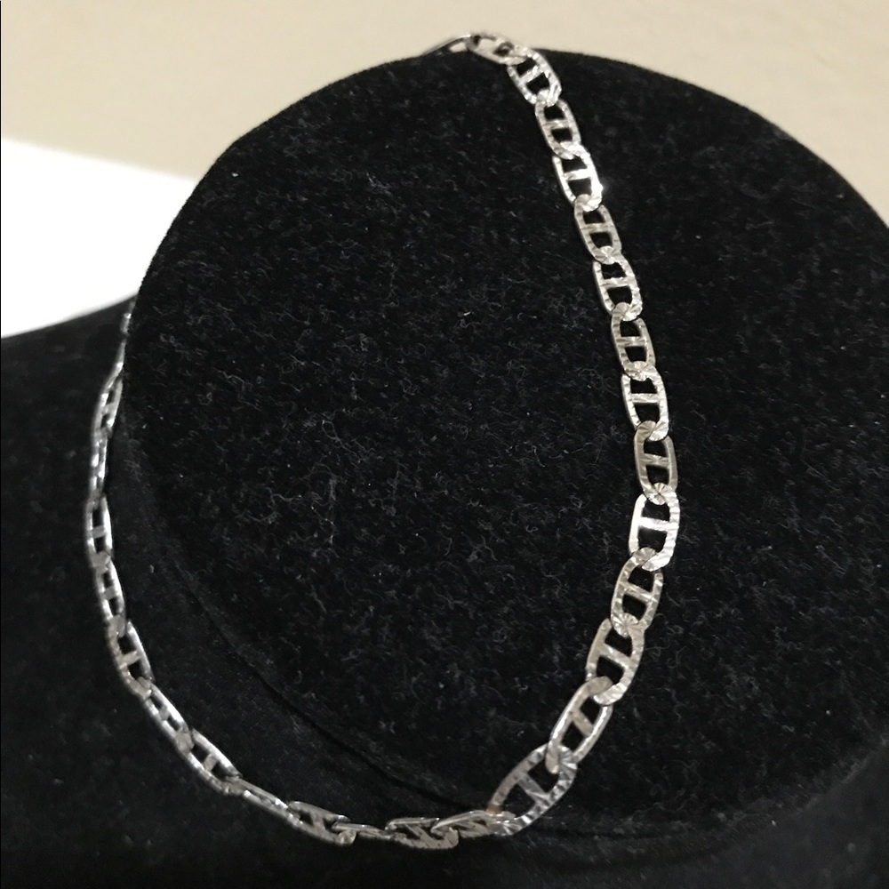 10k tested and hallmarked 417 white gold bracelet