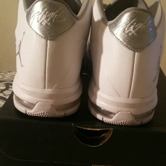 Sneakers - Picture 3 of 3