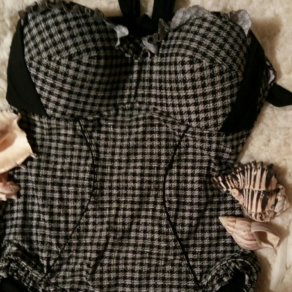 UNIQUE VINTAGE GLAM BATHING SUIT