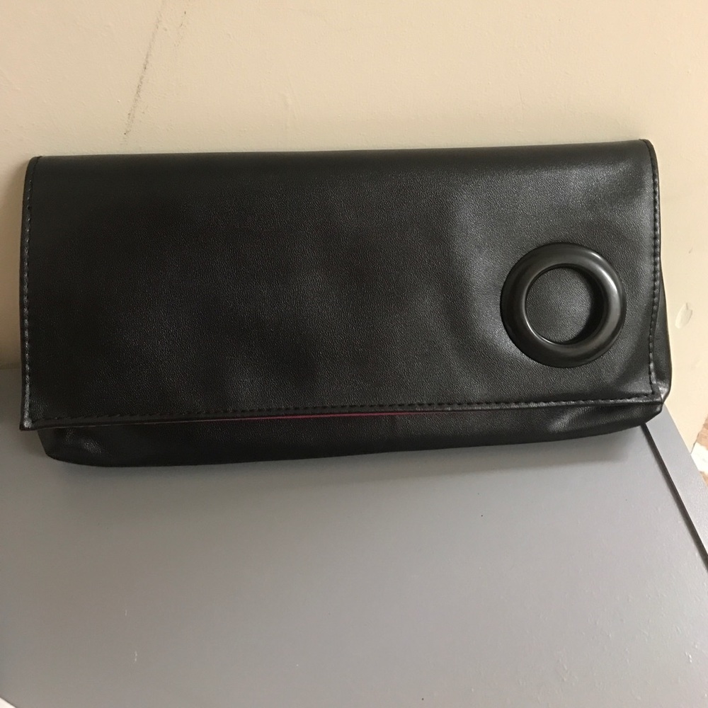 Black Clutch