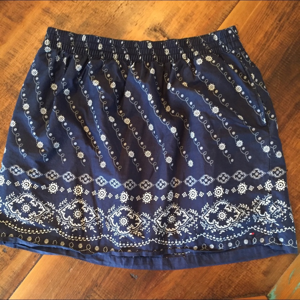 Tommy Hilfiger skirt