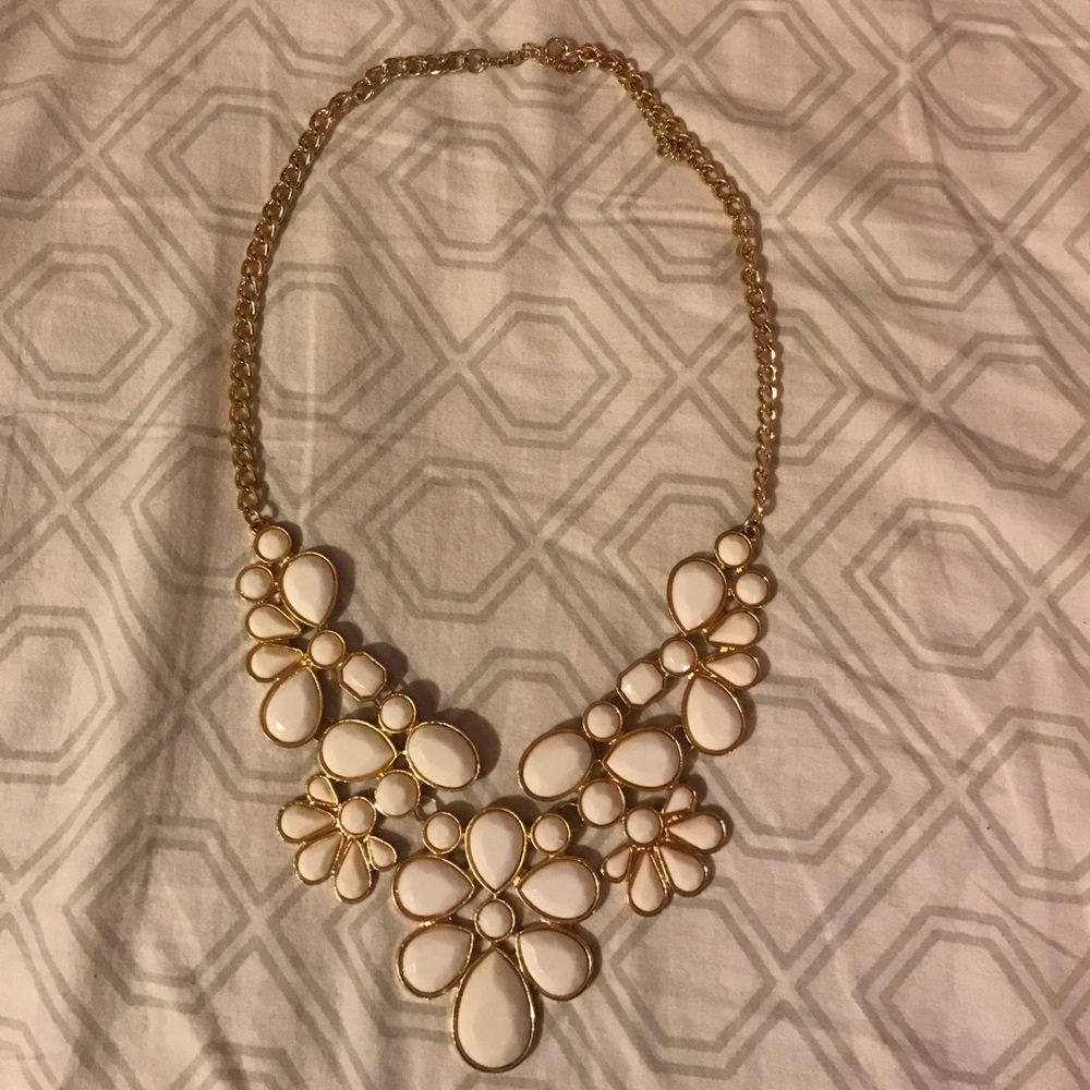 White and Gold necklace