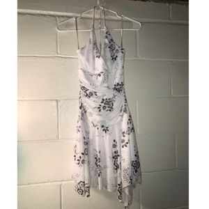 Papaya White Halter Dress with Black Flowers Sz 4