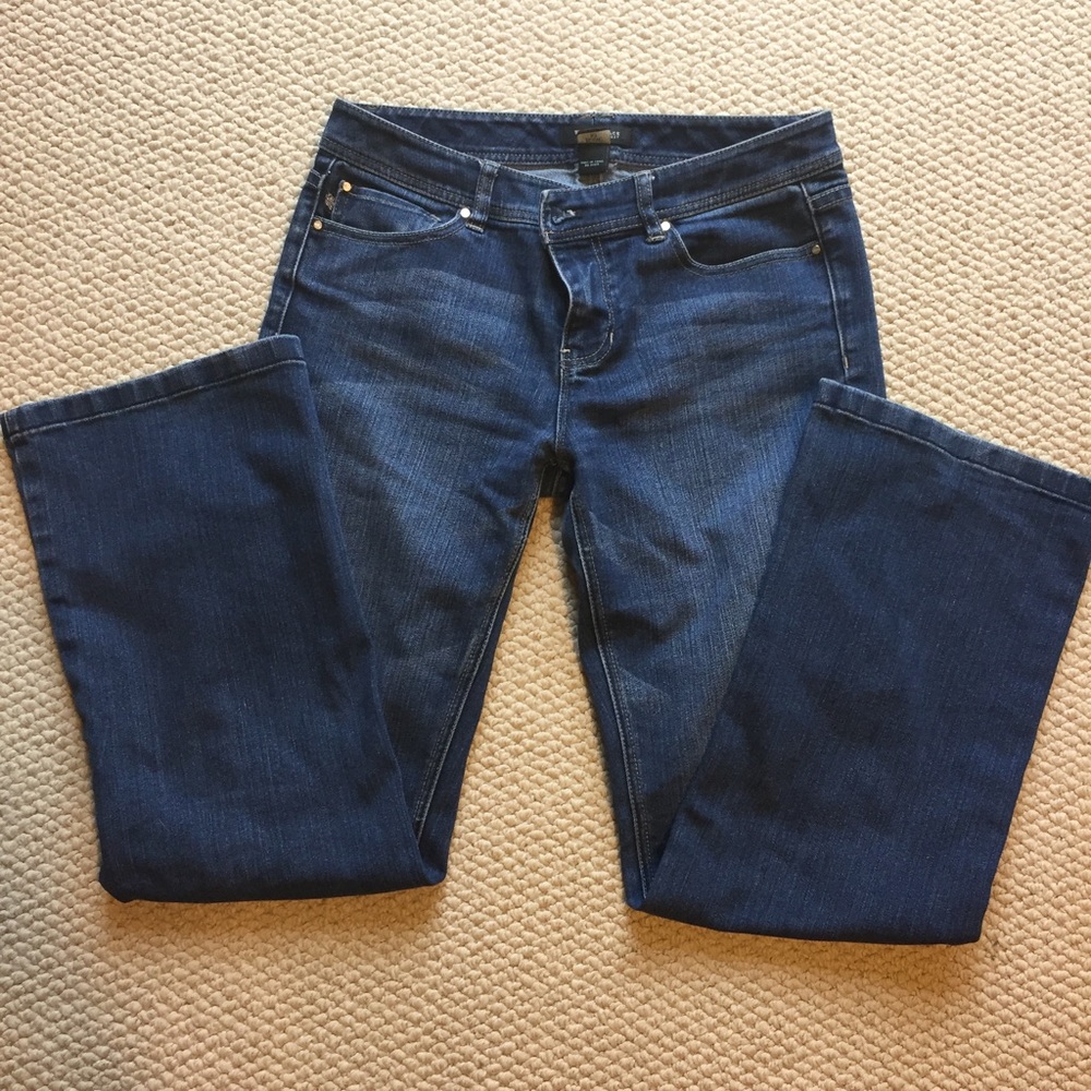 WHBM 6s Blanc blue jeans