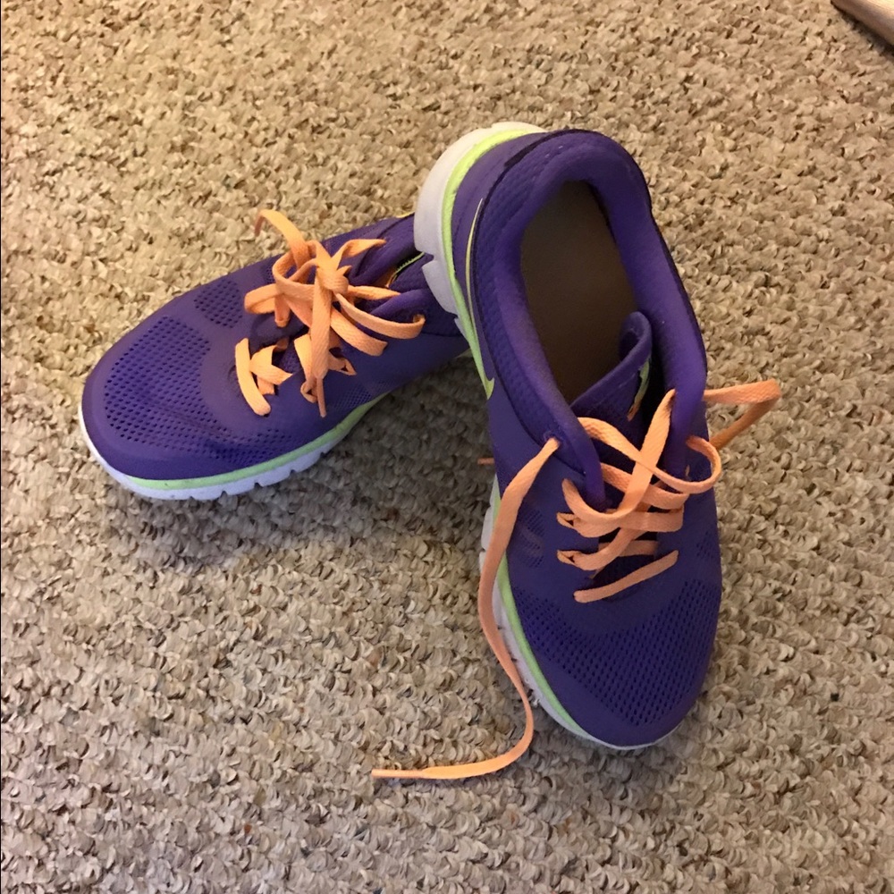 Kids nikes
