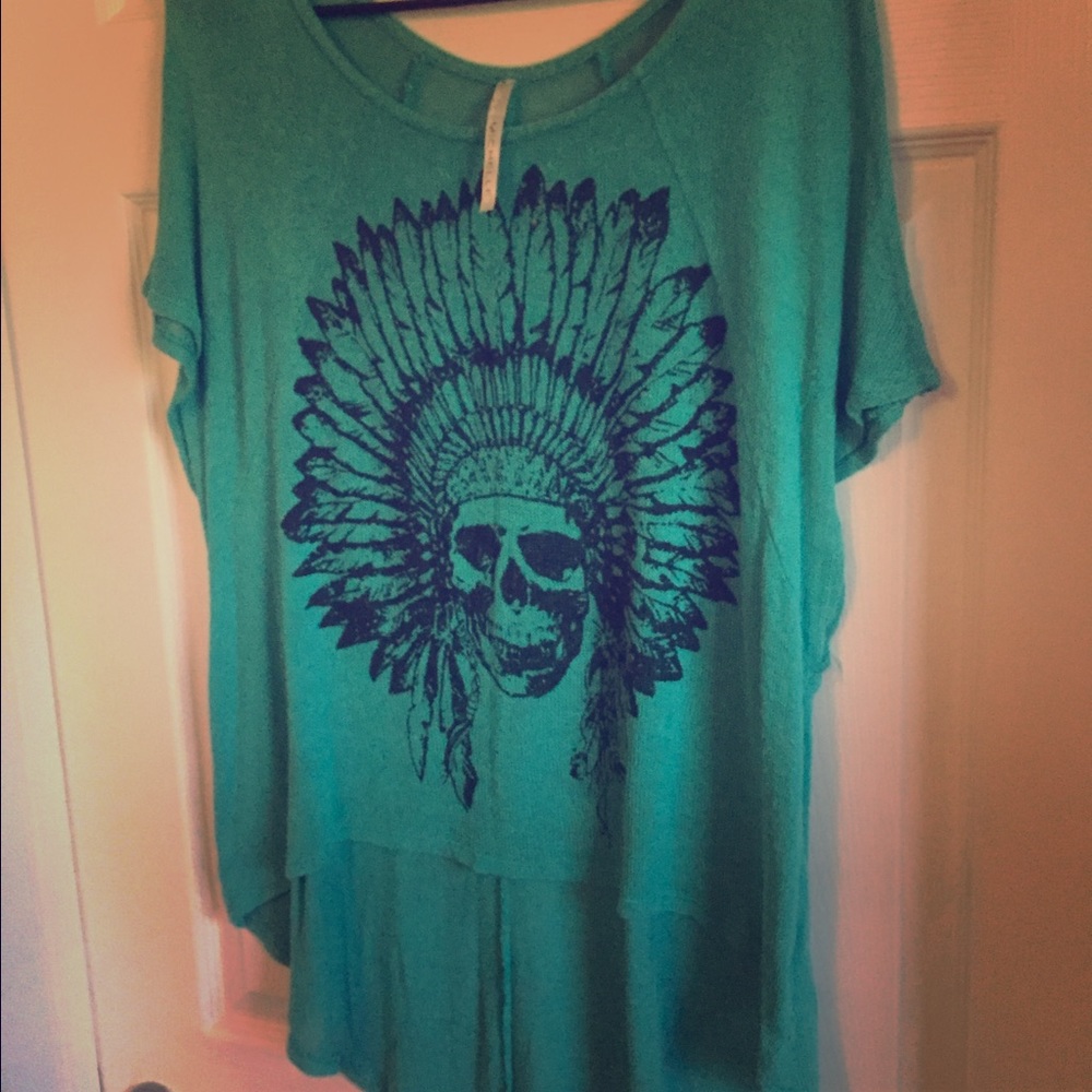 Slouchy graphic top
