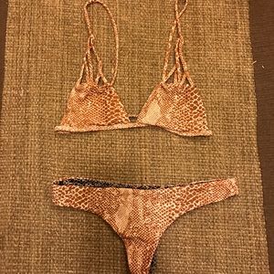❌SOLD to @juliatom Acacia mudsnake set.