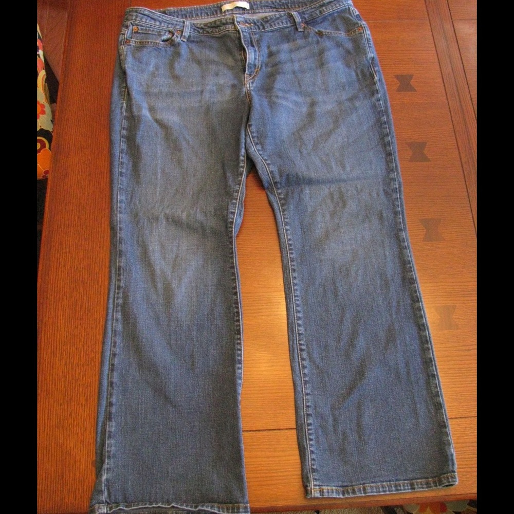Levi's 590 Bootcut 20W/Medium