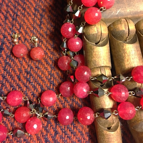 Handmade Raspberry & Silver Beaded Necklace - Picture 8 of 8