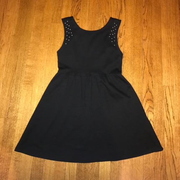 Little Black Dress with gold detailing - Picture 1 of 4